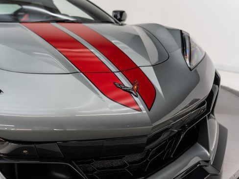 Used 2024 Chevrolet Corvette Z06 RWD image 21