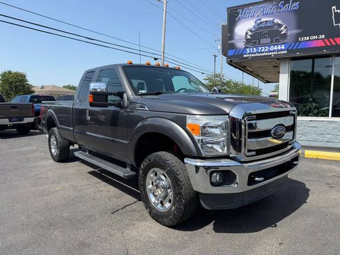 Used 2016 Ford F250 XLT w/ XLT Premium Package AWD/4WD image 9
