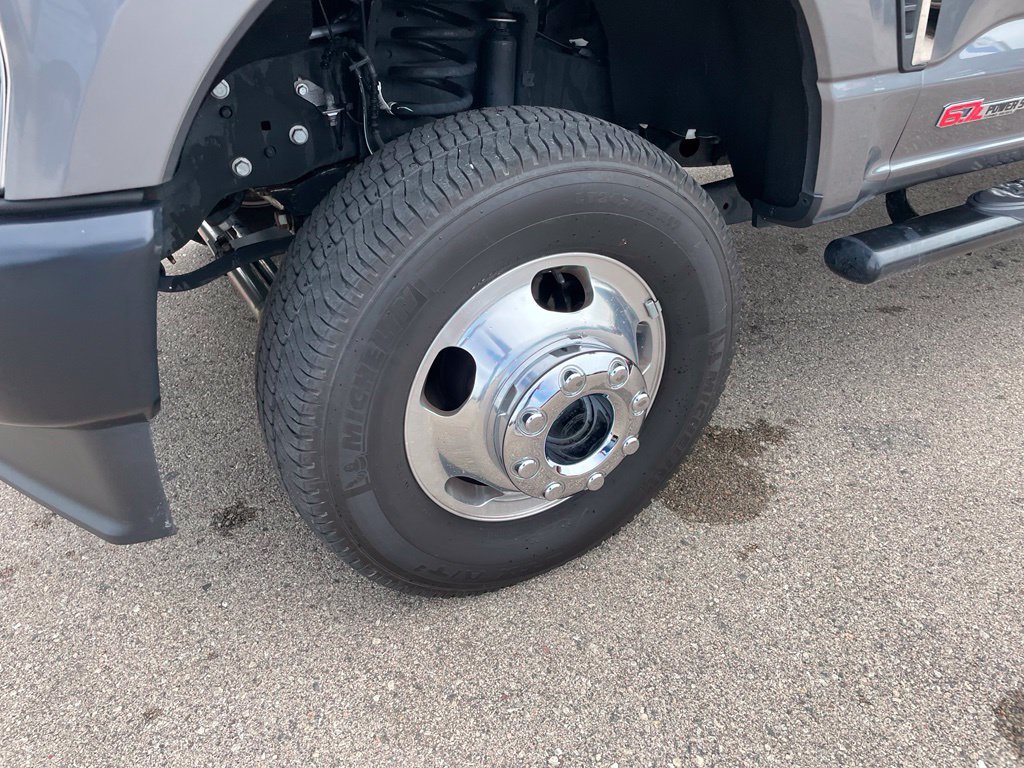 Used 2024 Ford F350 XL AWD/4WD image 3