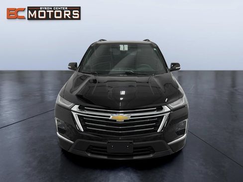 Used 2023 Chevrolet Traverse LT w/ LPO, Floor Liner Package AWD/4WD image 8