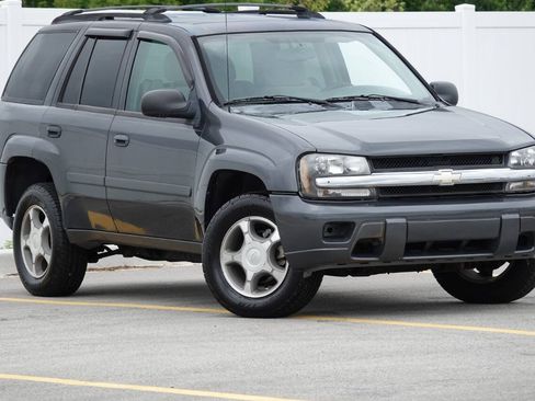 Used 2007 Chevrolet TrailBlazer LS w/ LS Preferred Equipment Group AWD/4WD image 40