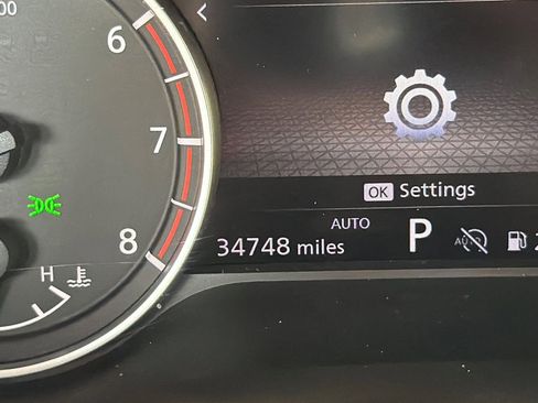 Used 2025 Nissan Rogue SV AWD/4WD image 37