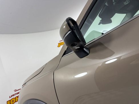 Certified 2024 Nissan Pathfinder Platinum w/ Cargo Package FWD image 13