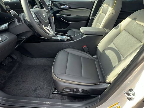 New 2026 Chevrolet Trax ACTIV w/ Sunroof Package FWD image 13