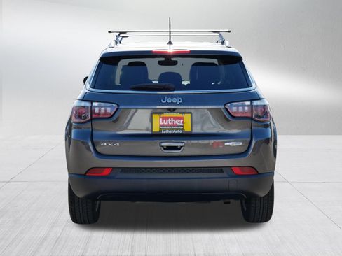 Used 2018 Jeep Compass Latitude AWD/4WD image 6