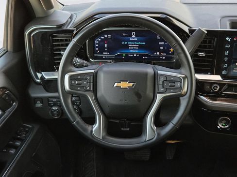 Used 2024 Chevrolet Silverado 1500 LT AWD/4WD image 23