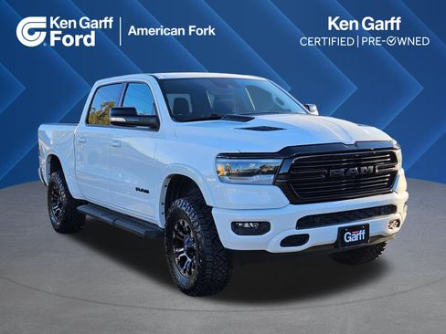 Used 2022 RAM 1500 Laramie AWD/4WD image 1