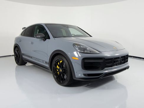 Certified 2022 Porsche Cayenne Turbo GT AWD/4WD image 12