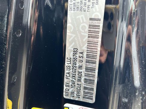 New 2025 Jeep Wrangler Sahara w/ Dual Top Group image 19