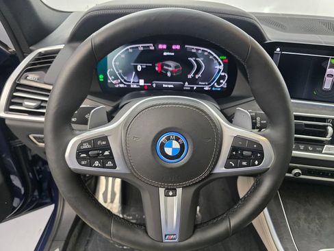 Certified 2022 BMW X5 xDrive45e w/ M Sport Package AWD/4WD image 18