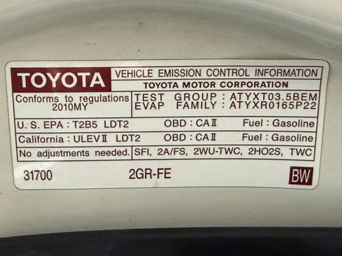 Used 2010 Toyota Highlander Limited image 36