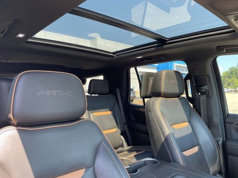Used 2021 GMC Yukon AT4 w/ AT4 Premium Plus Package AWD/4WD image 34