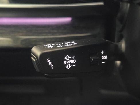 Used 2020 Audi Q8 Prestige image 41