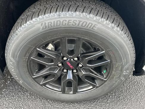 New 2026 GMC Sierra 1500 Elevation w/ Elevation Premium Package AWD/4WD image 15