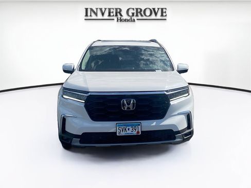 Certified 2025 Honda Pilot Elite image 2