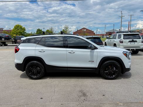 Used 2022 GMC Terrain AT4 AWD/4WD image 22