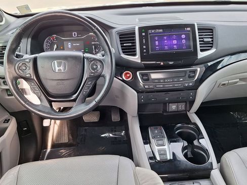 Used 2016 Honda Pilot Elite image 18