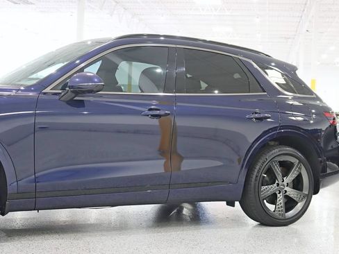Used 2024 Genesis GV70 3.5T Sport w/ Sport Advanced Package AWD/4WD image 3