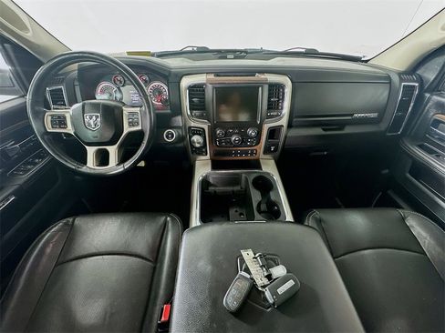 Used 2017 RAM 1500 Laramie w/ Convenience Group image 10