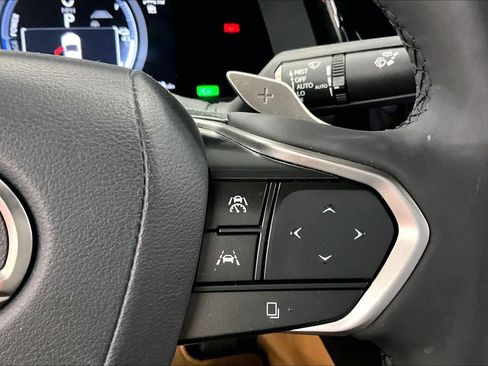 Used 2023 Lexus RZ 450e Premium w/ Technology Package image 24