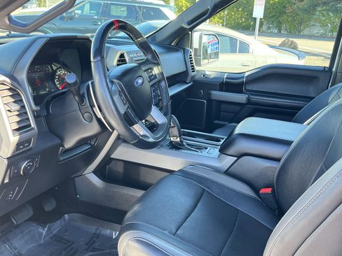 Used 2018 Ford F150 Raptor w/ Equipment Group 802A Luxury image 11