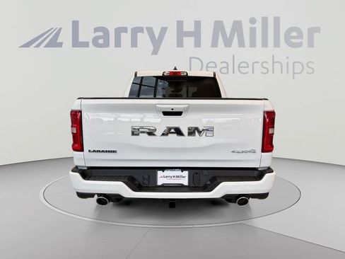 New 2027 RAM 1500 Laramie w/ Laramie Preferred Package AWD/4WD image 4