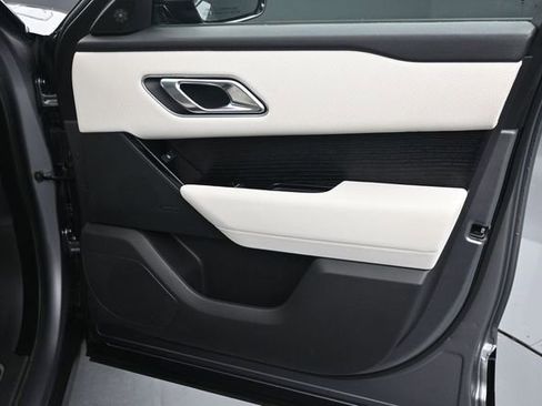 Used 2023 Land Rover Range Rover Velar R-Dynamic S AWD/4WD image 11