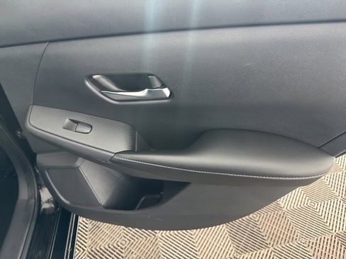 Used 2021 Nissan Sentra SV image 23