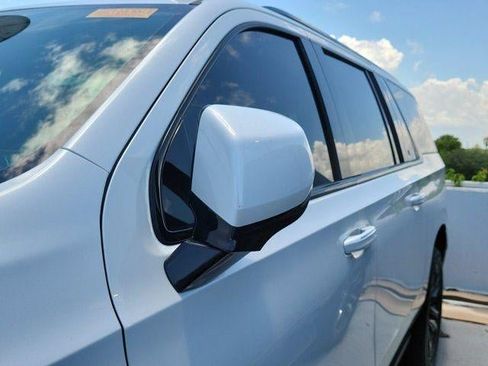 Certified 2023 Cadillac Escalade ESV Sport Platinum RWD image 4