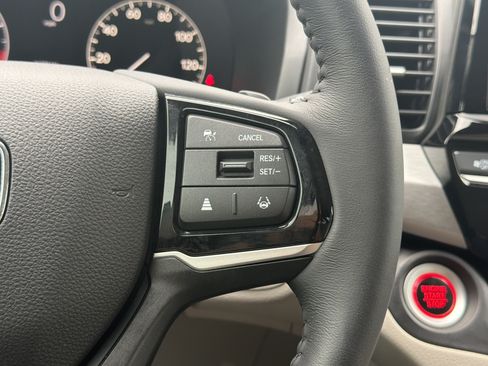 Certified 2026 Honda Odyssey EX-L image 8