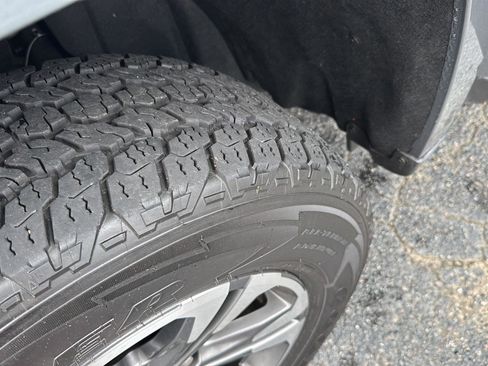 Used 2022 Chevrolet Colorado Z71 image 41