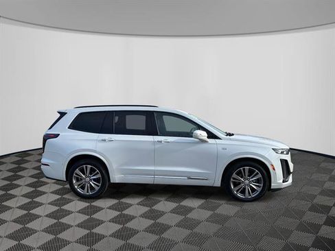 Used 2020 Cadillac XT6 Sport image 8