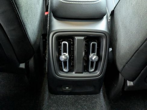 Certified 2023 Volvo C40 P8 Recharge Plus image 27