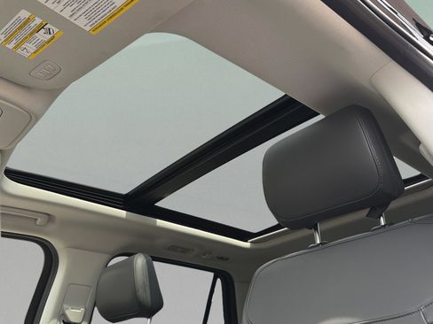 Used 2025 Ford Expedition Max Active image 41