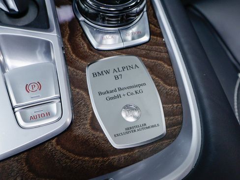 Used 2020 BMW ALPINA B7 xDrive w/ Luxury Rear Seating Package image 56