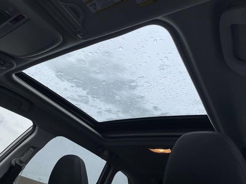 Used 2020 Subaru Forester Premium image 9