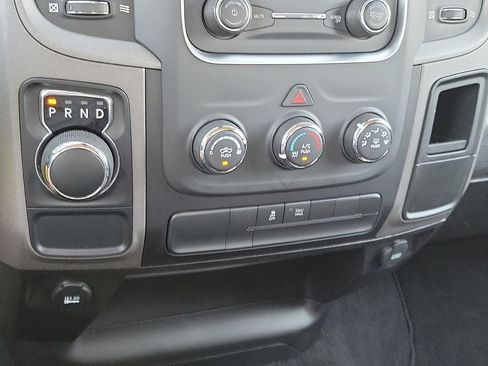 Used 2022 RAM 1500 Tradesman w/ Tradesman SXT Package RWD image 17