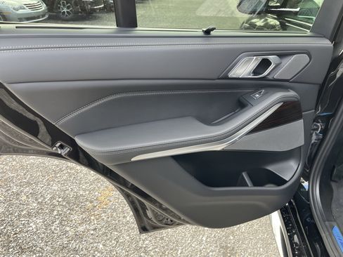 New 2026 BMW X5 xDrive40i w/ M Sport Package image 15