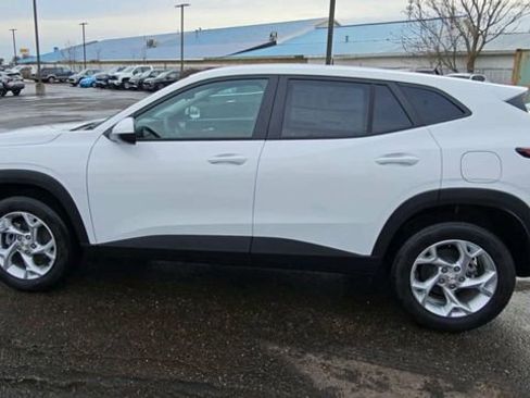 New 2026 Chevrolet Trax LS w/ LS Convenience Package image 5