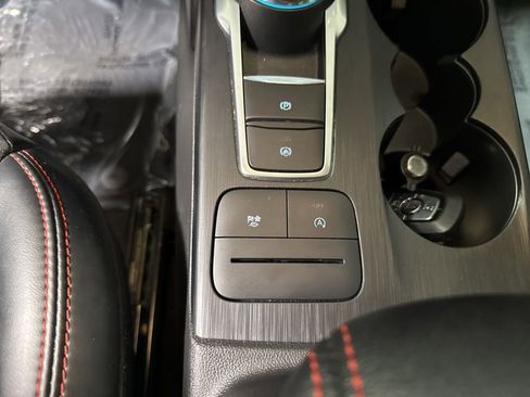 Used 2025 Ford Escape ST-Line FWD image 30