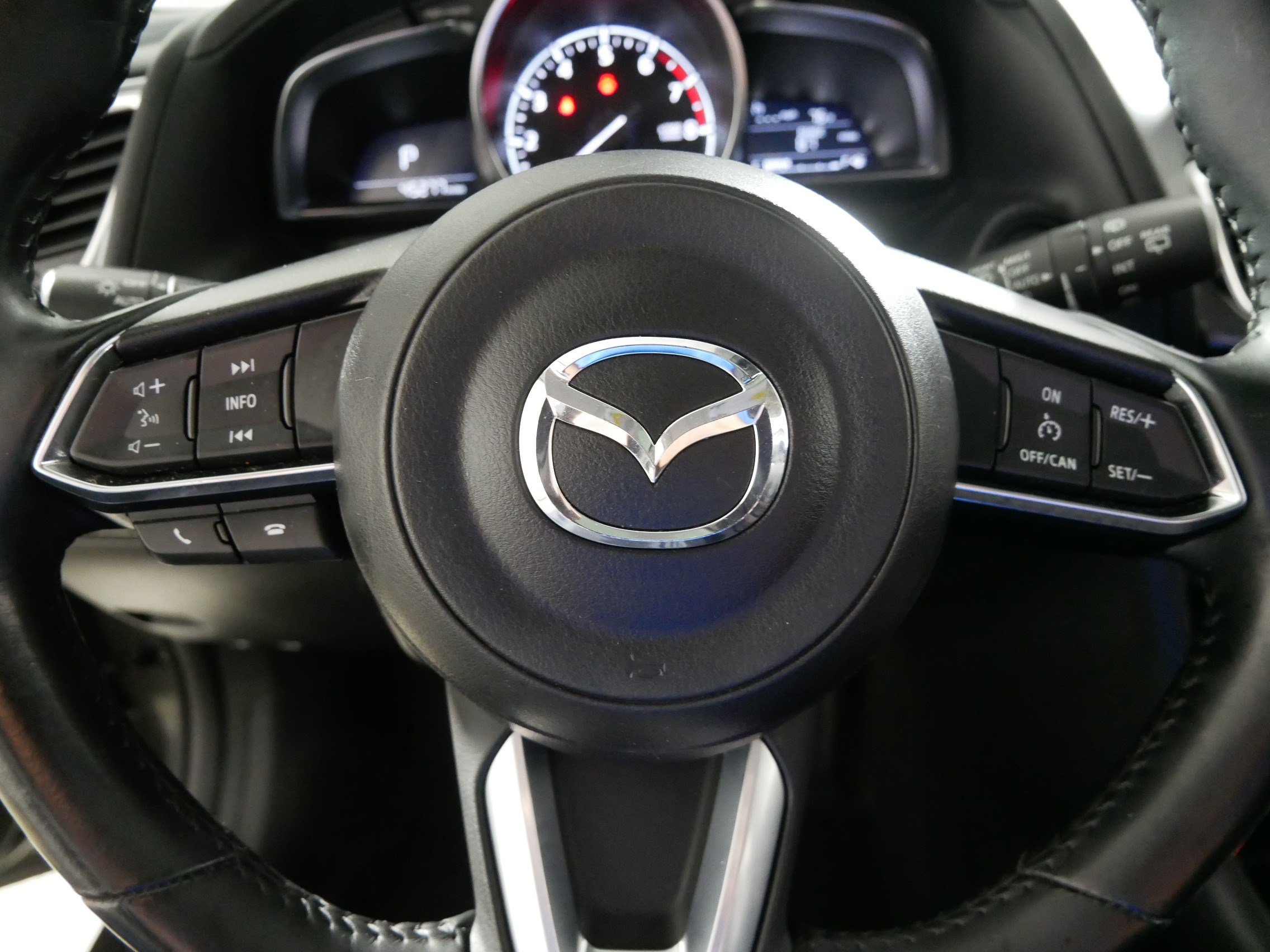 Used 2017 MAZDA MAZDA3 Grand Touring w/ Premium Equipment Package FWD image 25