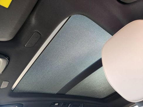 New 2026 Volvo XC60 B5 Core w/ Climate Package image 15