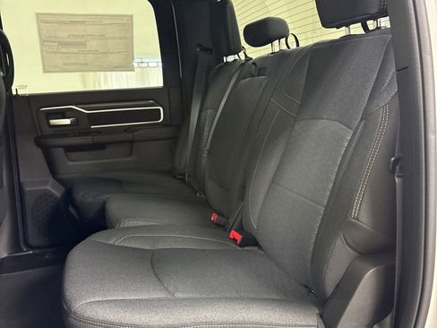 New 2026 RAM 2500 Big Horn AWD/4WD image 17