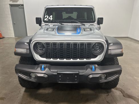 Used 2024 Jeep Wrangler Unlimited Rubicon 4xe AWD/4WD image 7