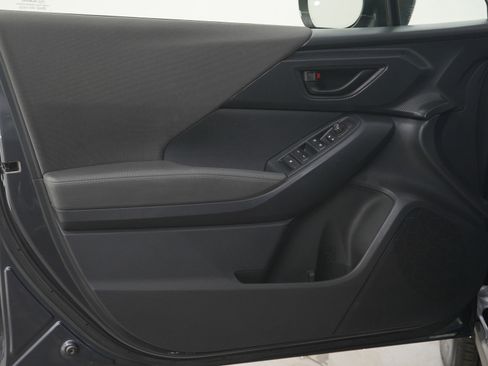 Used 2024 Subaru Crosstrek 2.0i Premium image 20