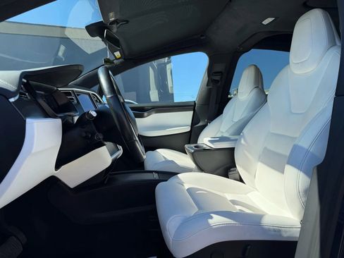 Used 2018 Tesla Model X 100D AWD/4WD image 10