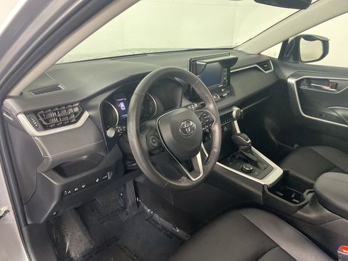Used 2022 Toyota RAV4 XLE Premium AWD/4WD image 11