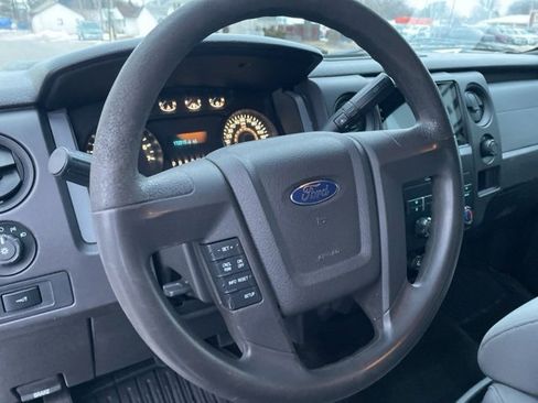 Used 2012 Ford F150 STX w/ STX Decor Pkg image 5