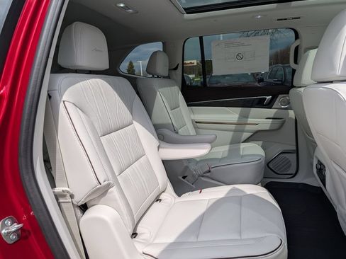 New 2026 Buick Enclave Avenir w/ Super Cruise Package AWD/4WD image 33