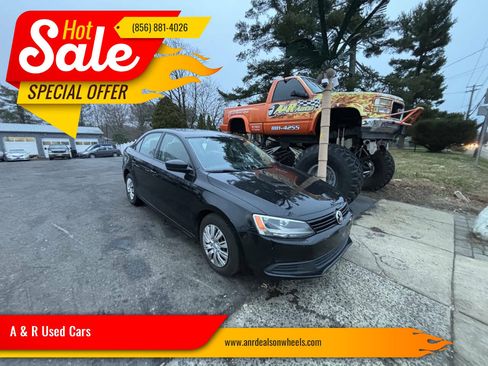 Used 2014 Volkswagen Jetta S FWD image 1